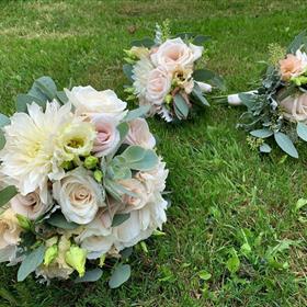 fwthumbblush with dahlias bridal bq.jpg